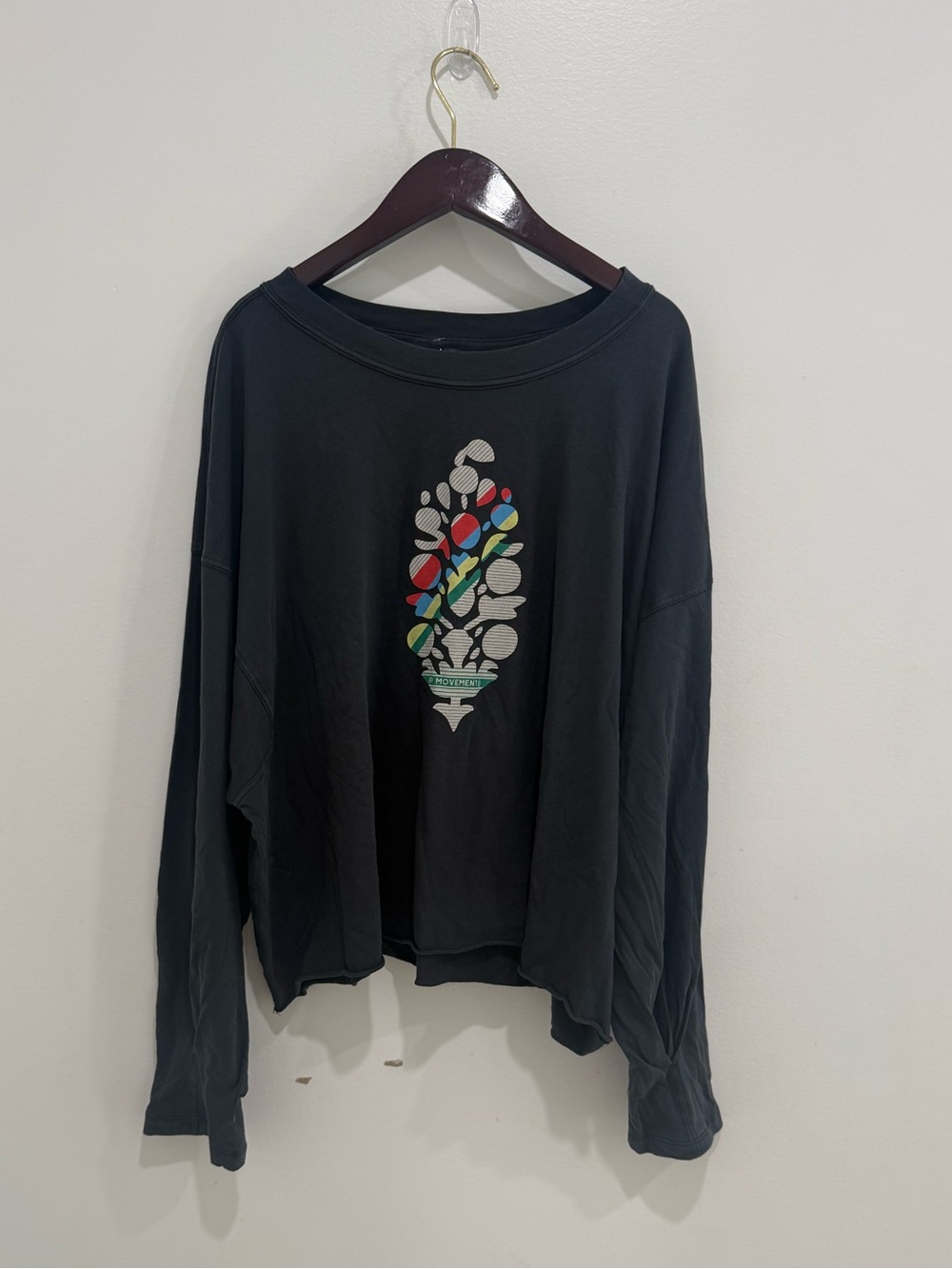 Free People FP Movement Inspire Layer Top Botanical Logo Washed Black Large New